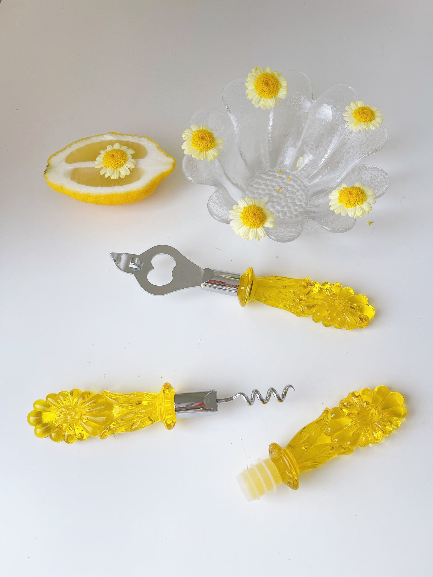 Vintage Yellow Bar Set