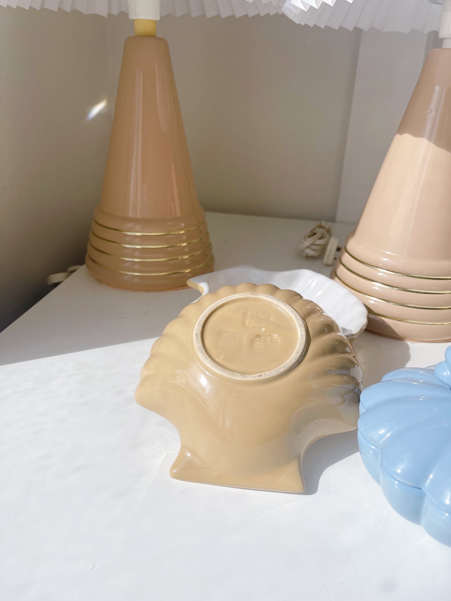 Set 2 Shell Dishes