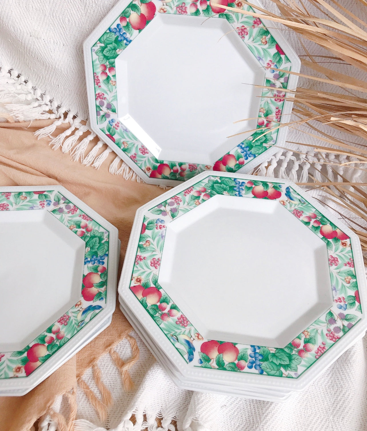 Set 8 80’s Vintage Hexagon Dinner Plates