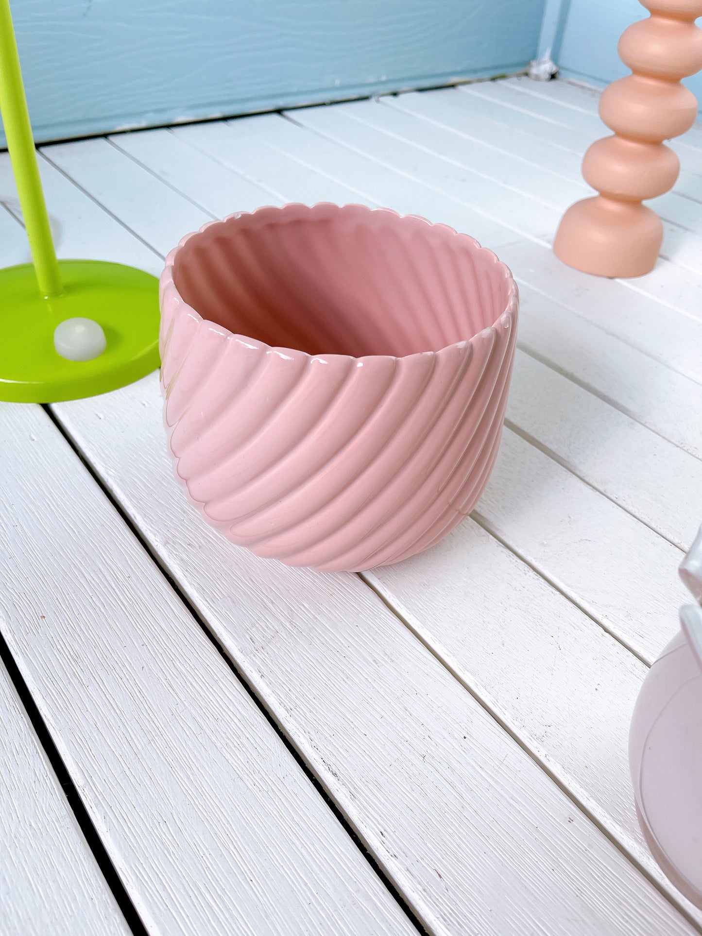 Vintage Pink Ribbed Planter