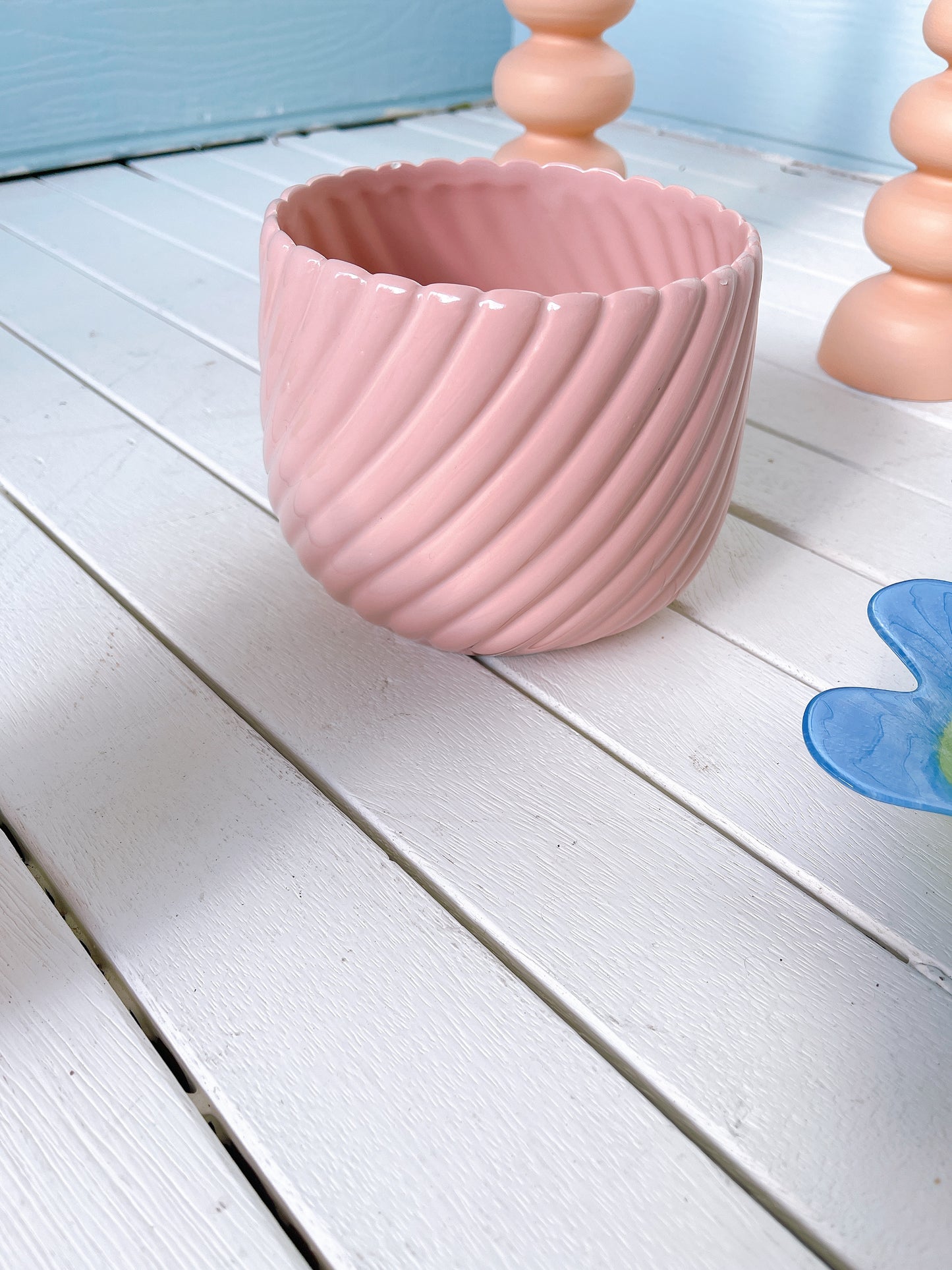 Vintage Pink Ribbed Planter