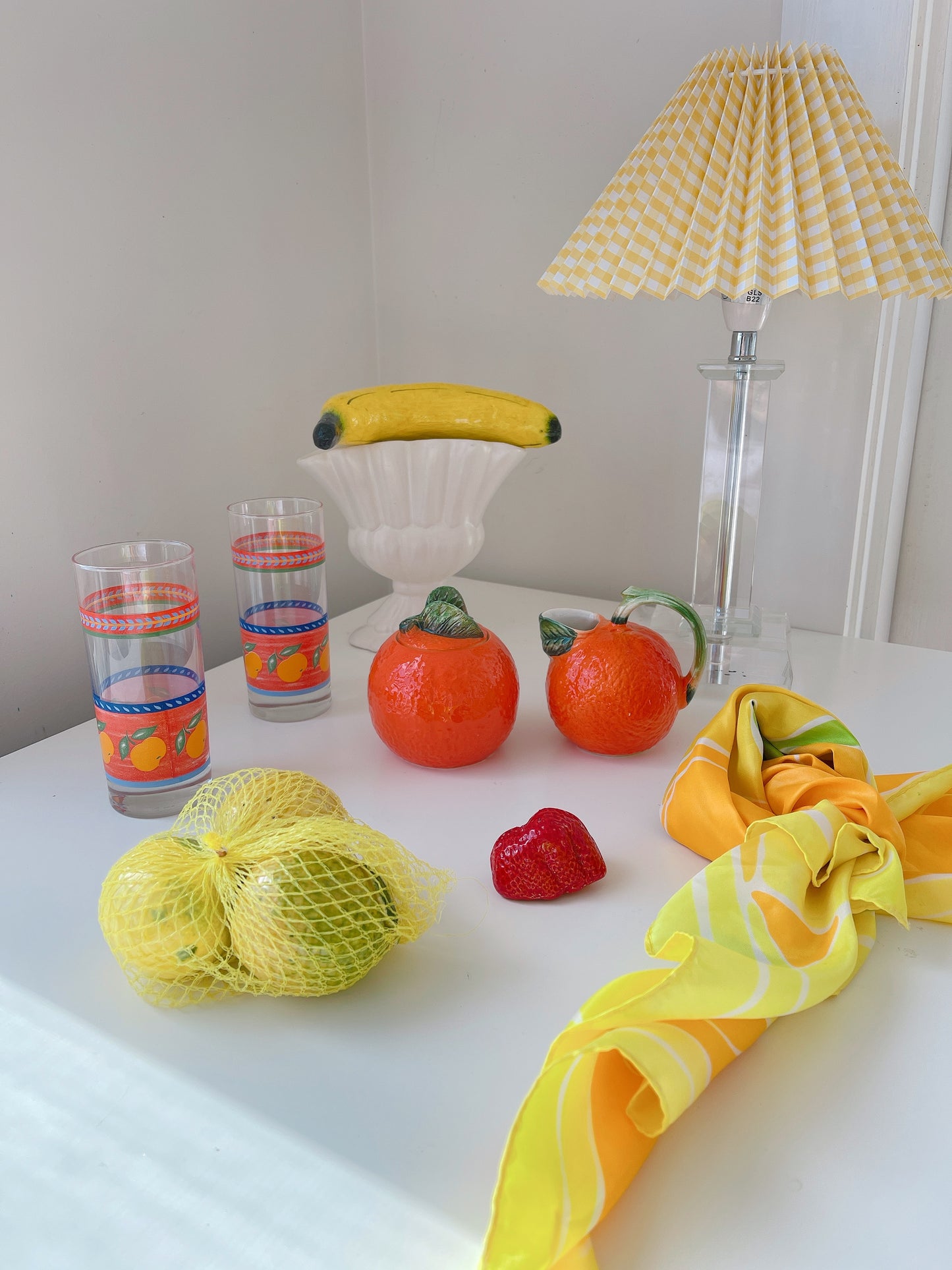 Set 2 Vintage Orange Fruit Glasses
