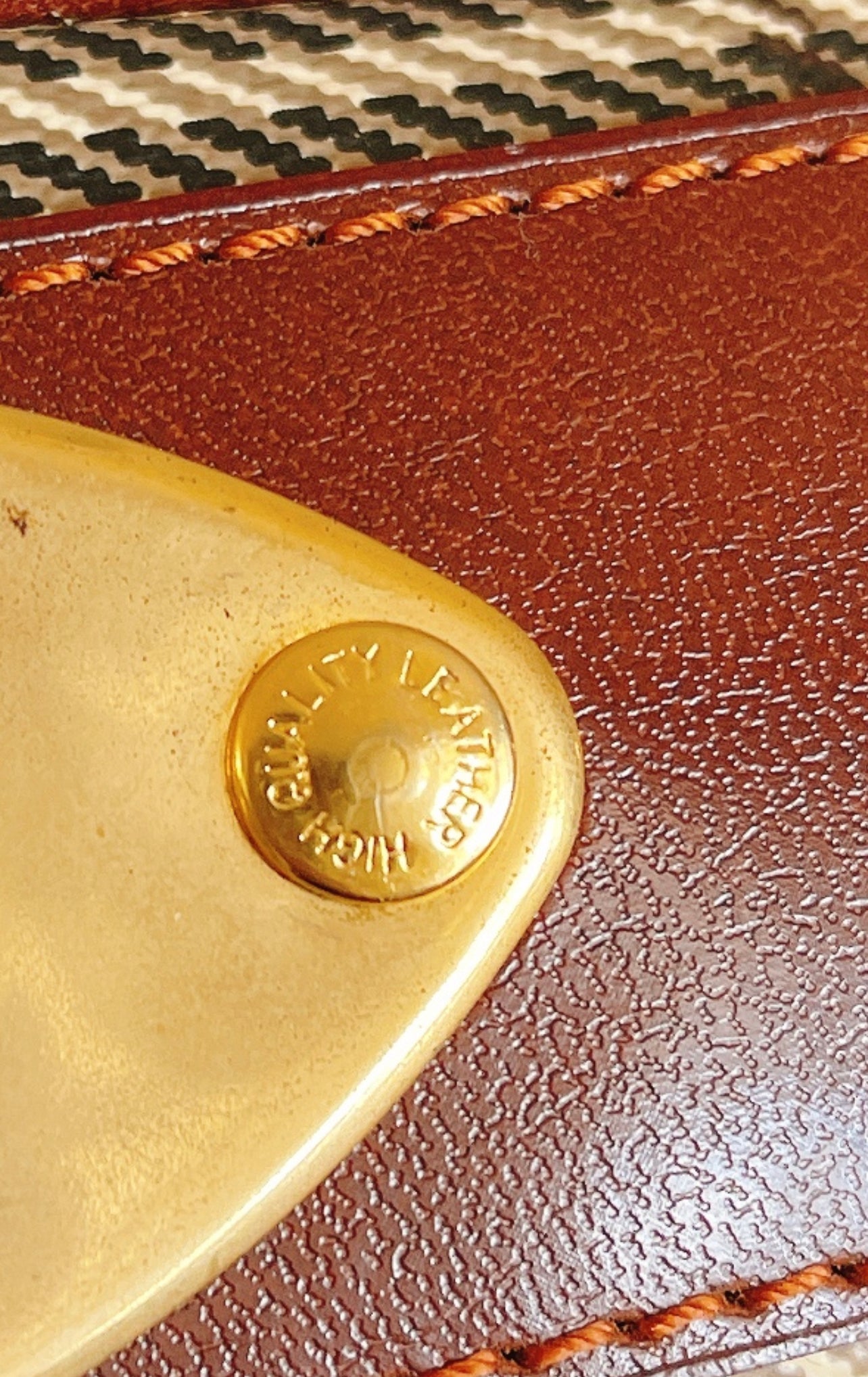Vintage Leather Handbag - Paris