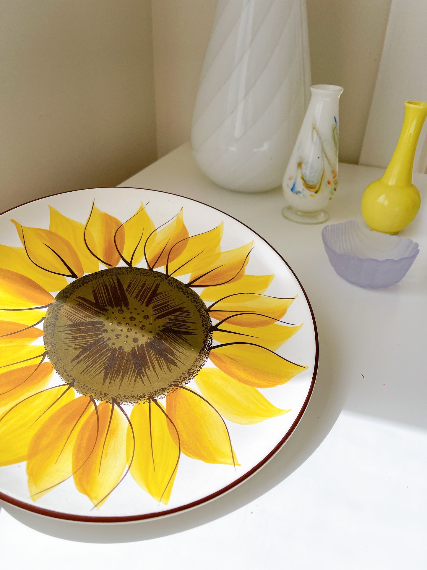 Vintage Sunflower Stoneware Plate