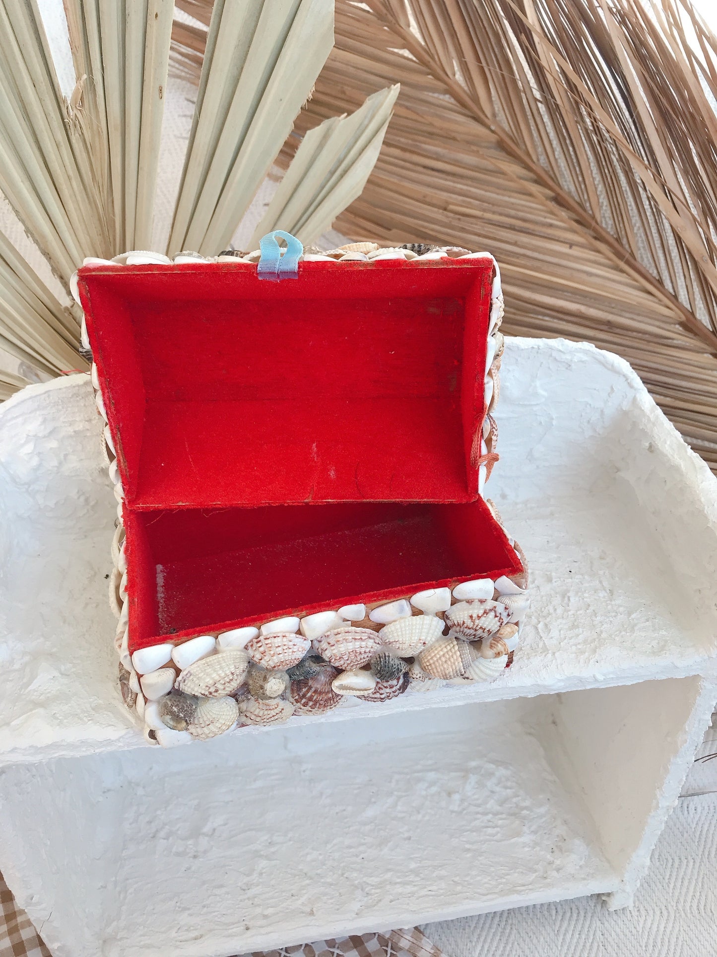 Vintage Shell Trinket Box