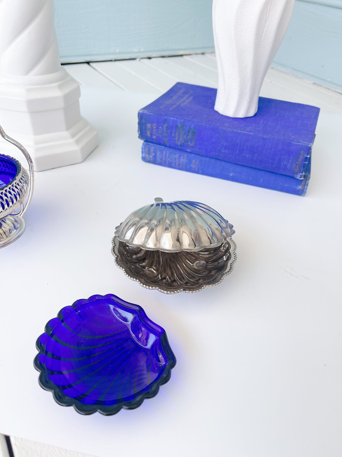 Vintage Silver Clam