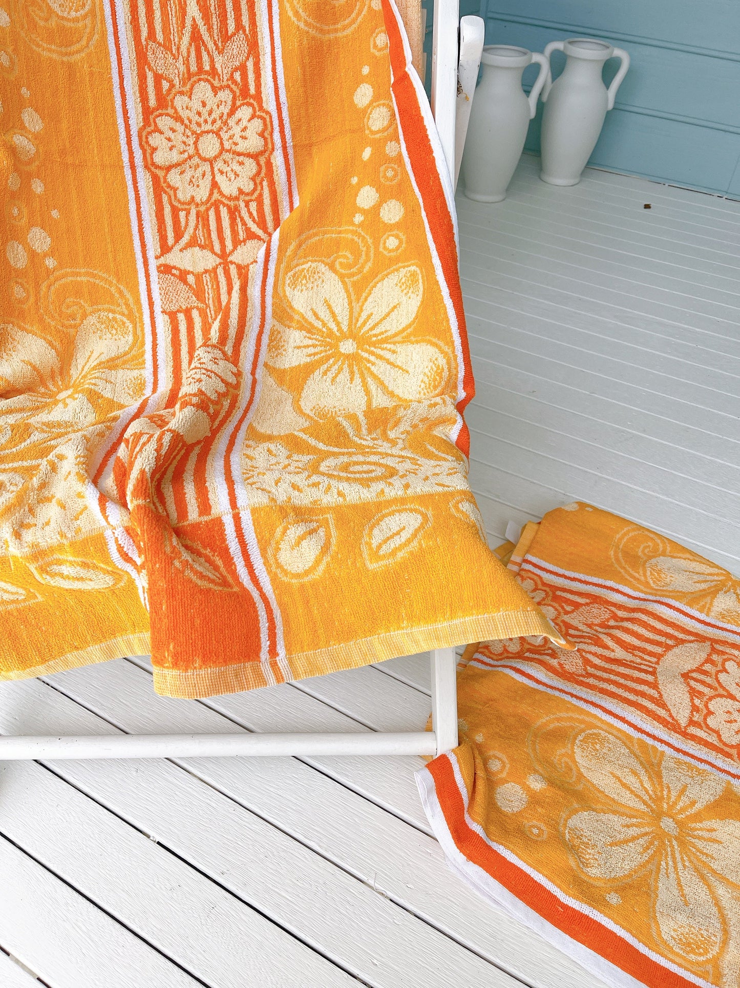 Vintage Sunburst Towel