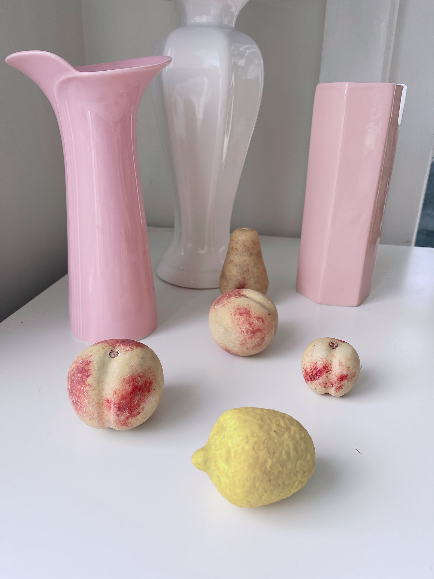 Set Stone Fruit Ornaments