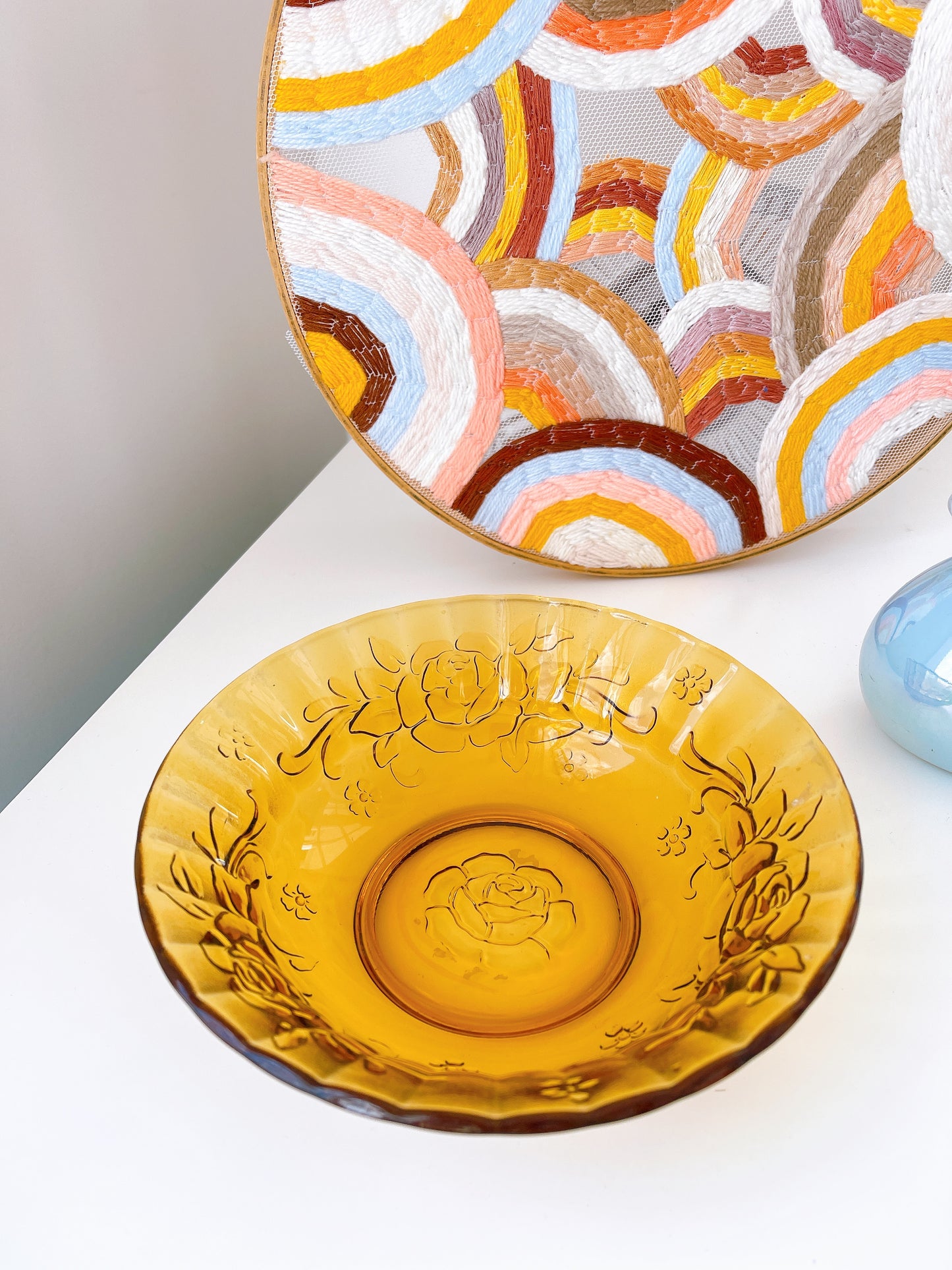 Vintage Amber arose Bowl