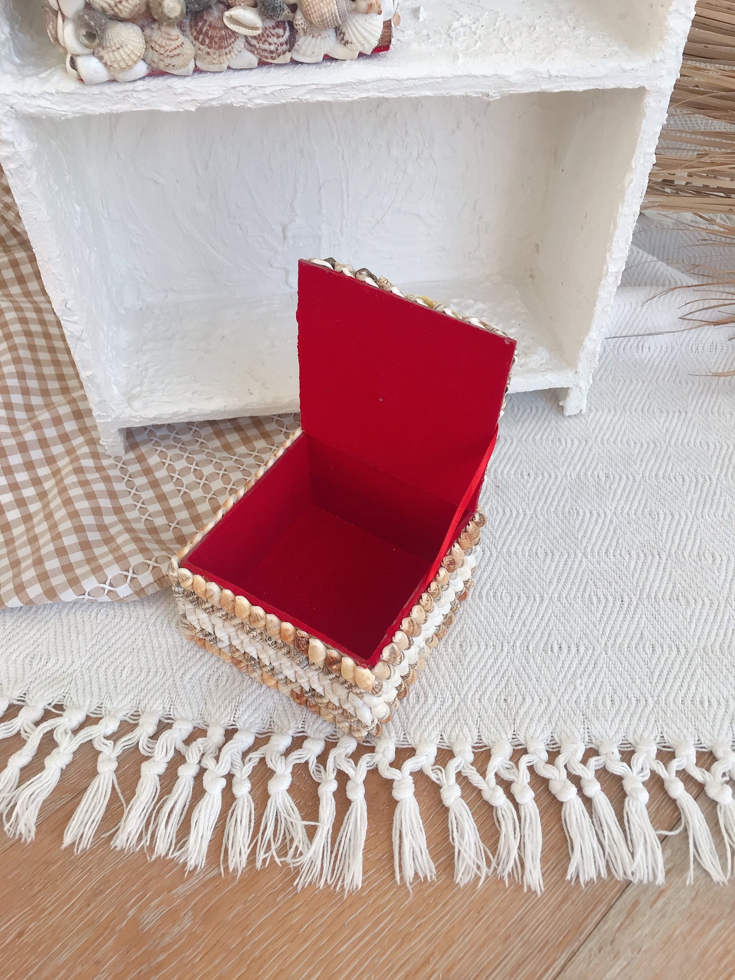 Vintage Shell Rectangle Trinket Box