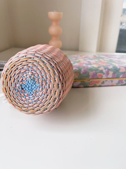 Vintage Woven Base Lamp