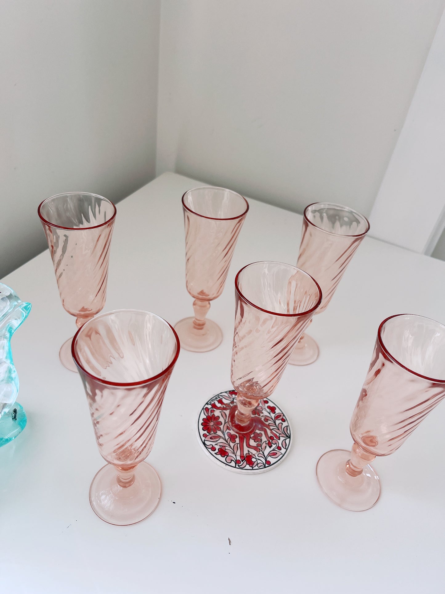 Set 6 French Pink Swirl Glasses