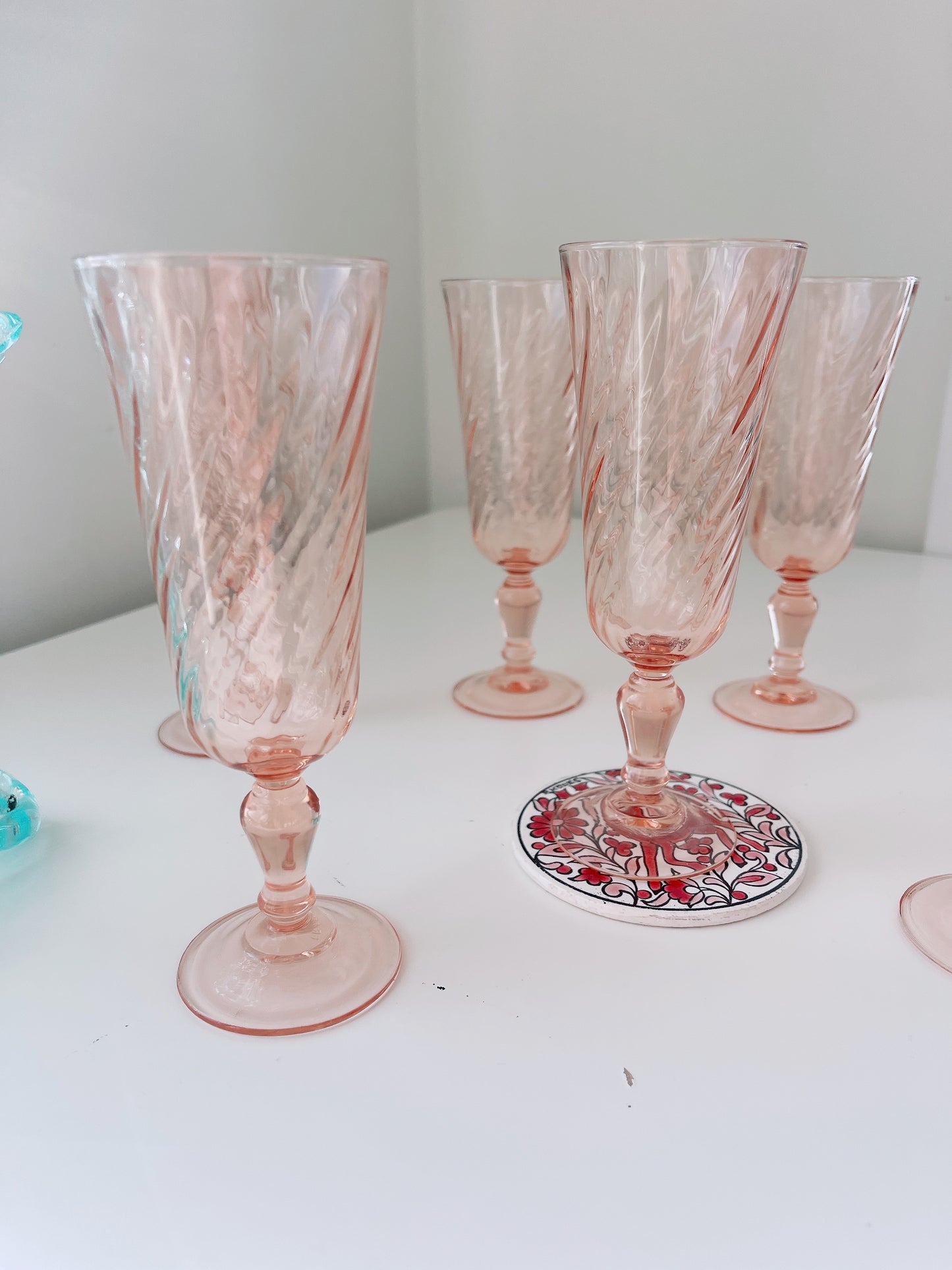 Set 6 French Pink Swirl Glasses