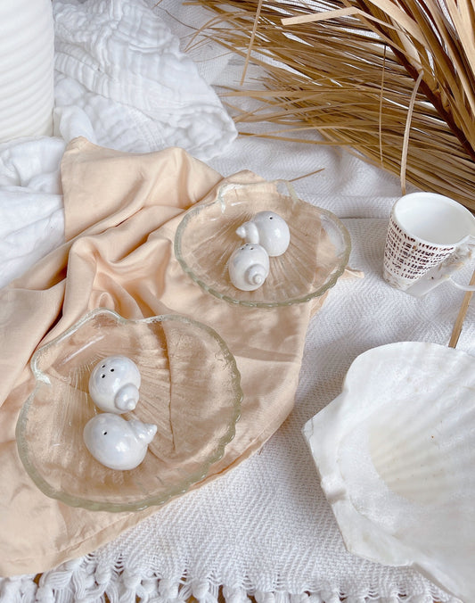 Vintage Salt & Pepper Shell Shakers in Dish