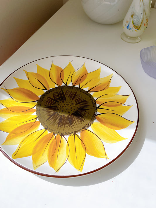 Vintage Sunflower Stoneware Plate