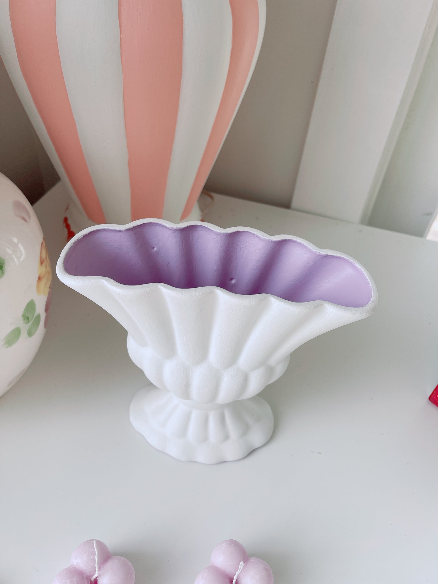 HVL Vintage Mermaid Tail Vase - Lilac Inner