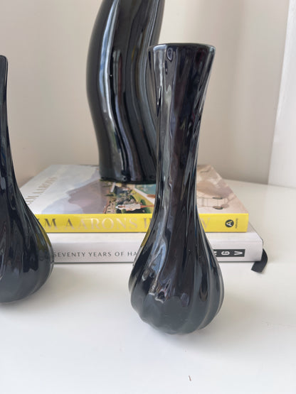 Set 2 Swirl Black Vases