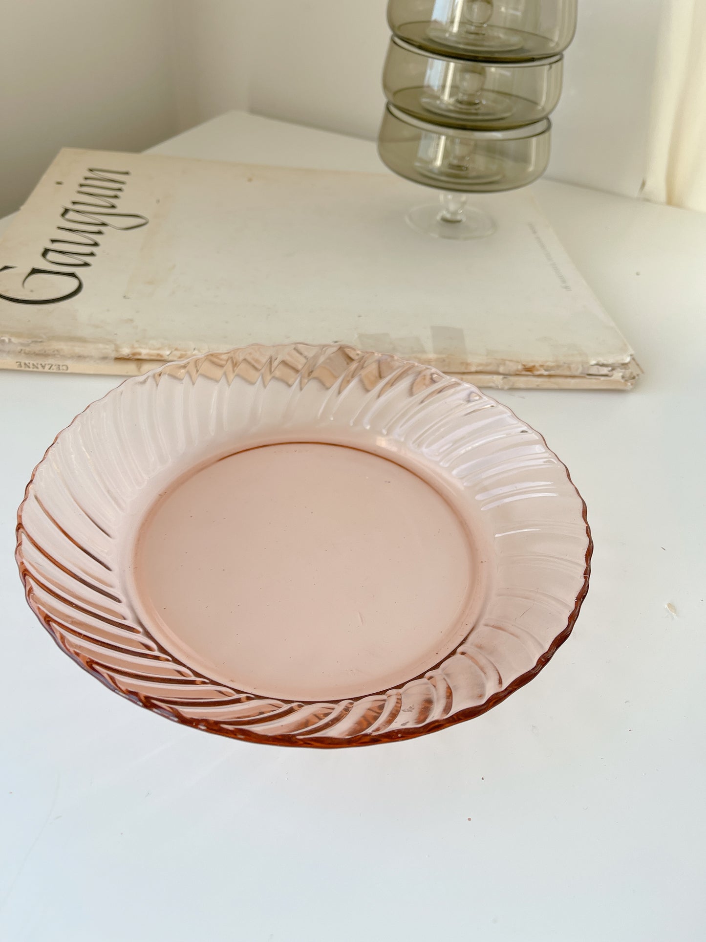 Set 2 Pink Vintage Glass Plates