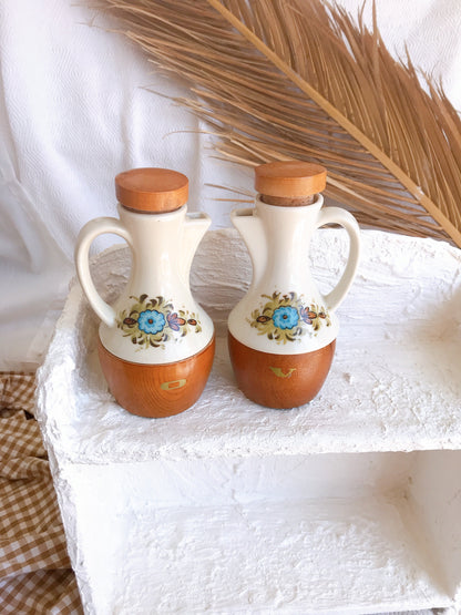 Set 2 Vintage Condiment Jugs - Japan